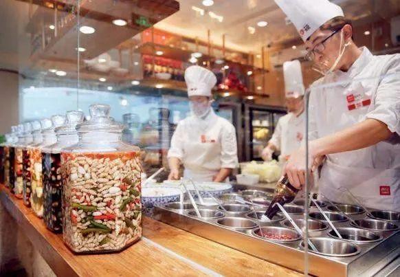 學校明檔廚房要怎么設計