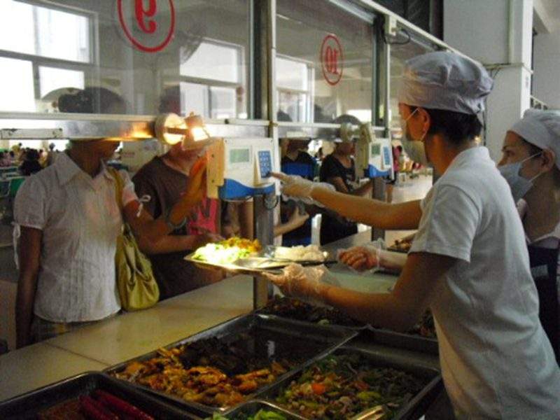 中小型食堂廚房設(shè)備清單預(yù)算 售餐區(qū)